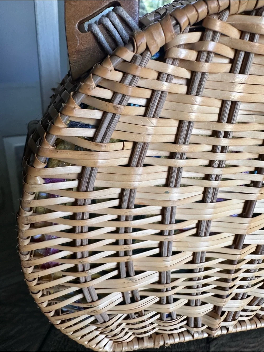 Wooden Purse Hinged Basket Weave Sides Handles Clasp Interior Floral Cloth Lined - Picture 4 of 12